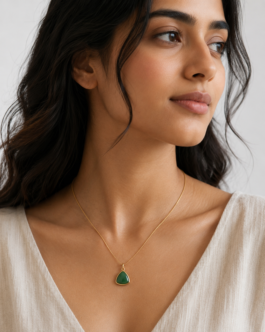 The Deep Green Pebble Necklace