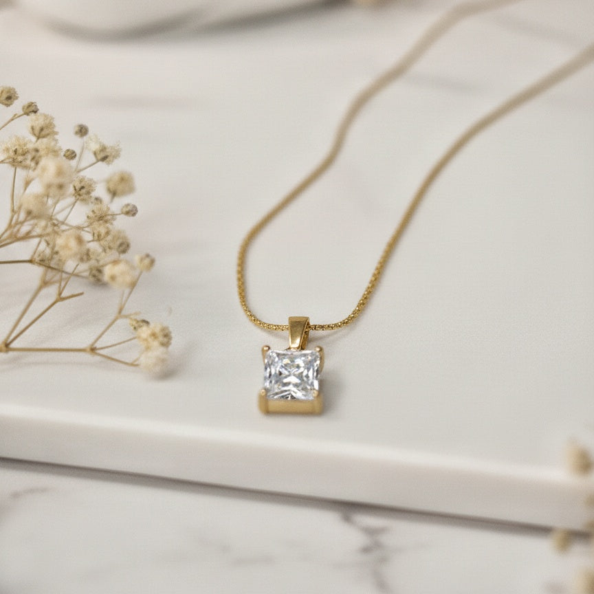 Solitaire Pendant | Anti Tarnish