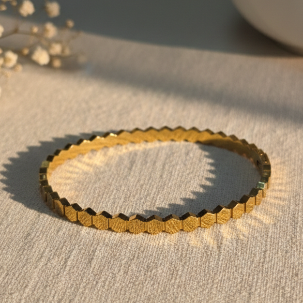 Solid Mini Hexagon Bracelet