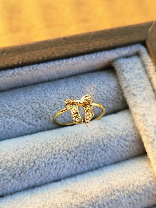 Sparkling Bow Charm Ring