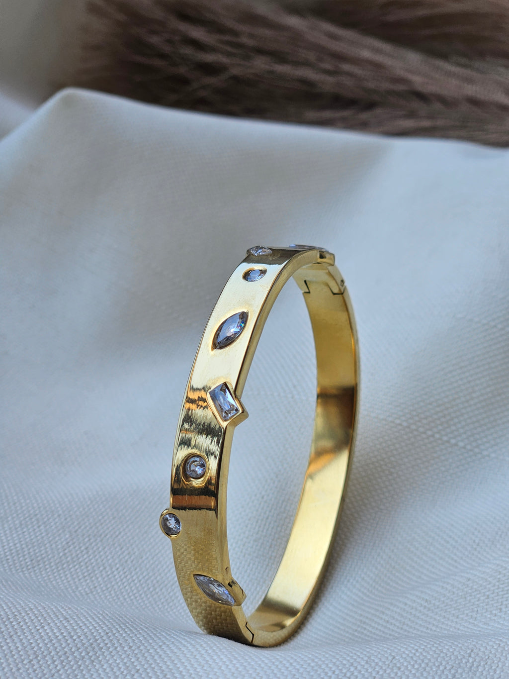 Sparkle Luxe Gold Bracelet