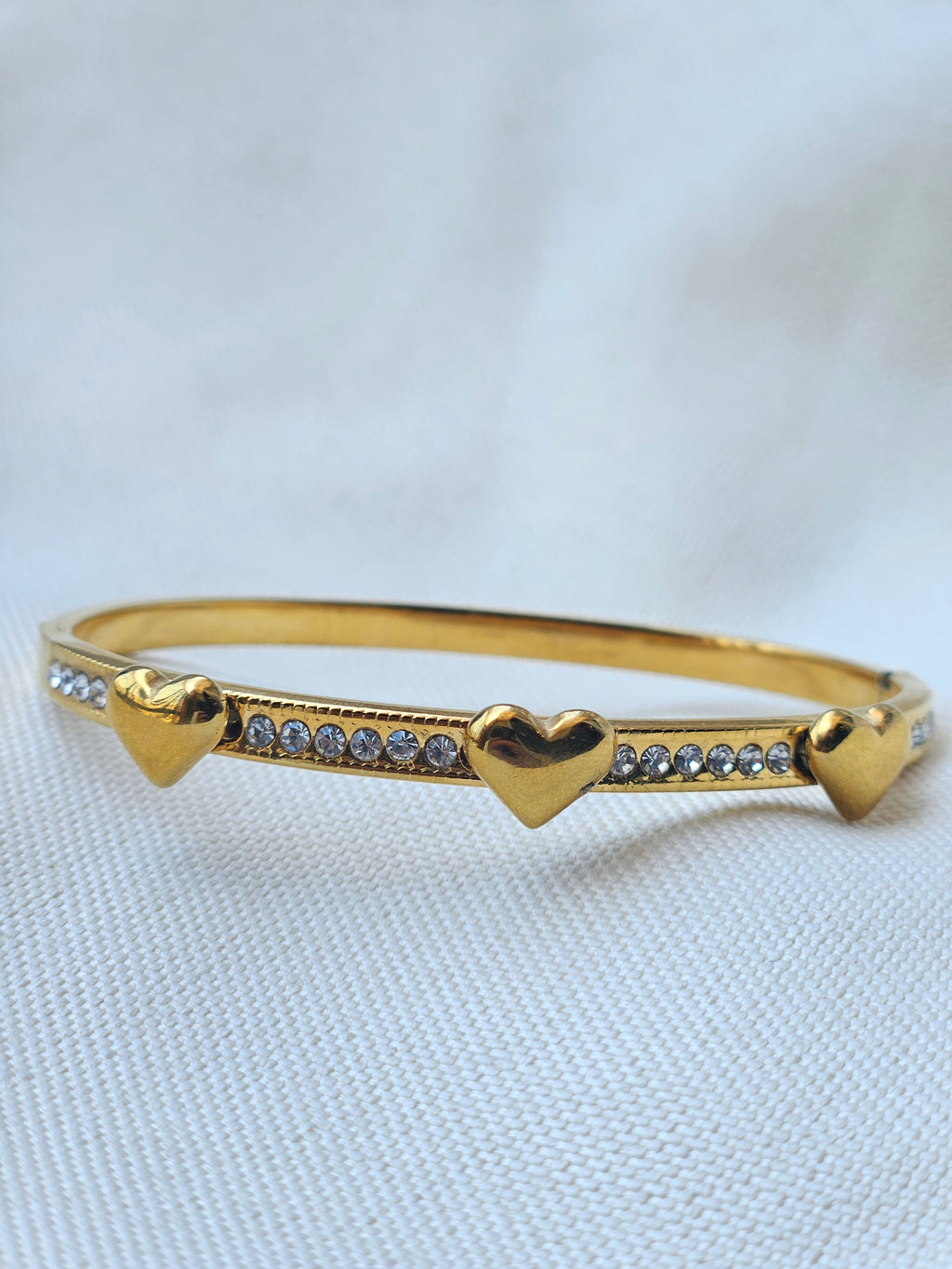 Gold Pavé Heart Bangle