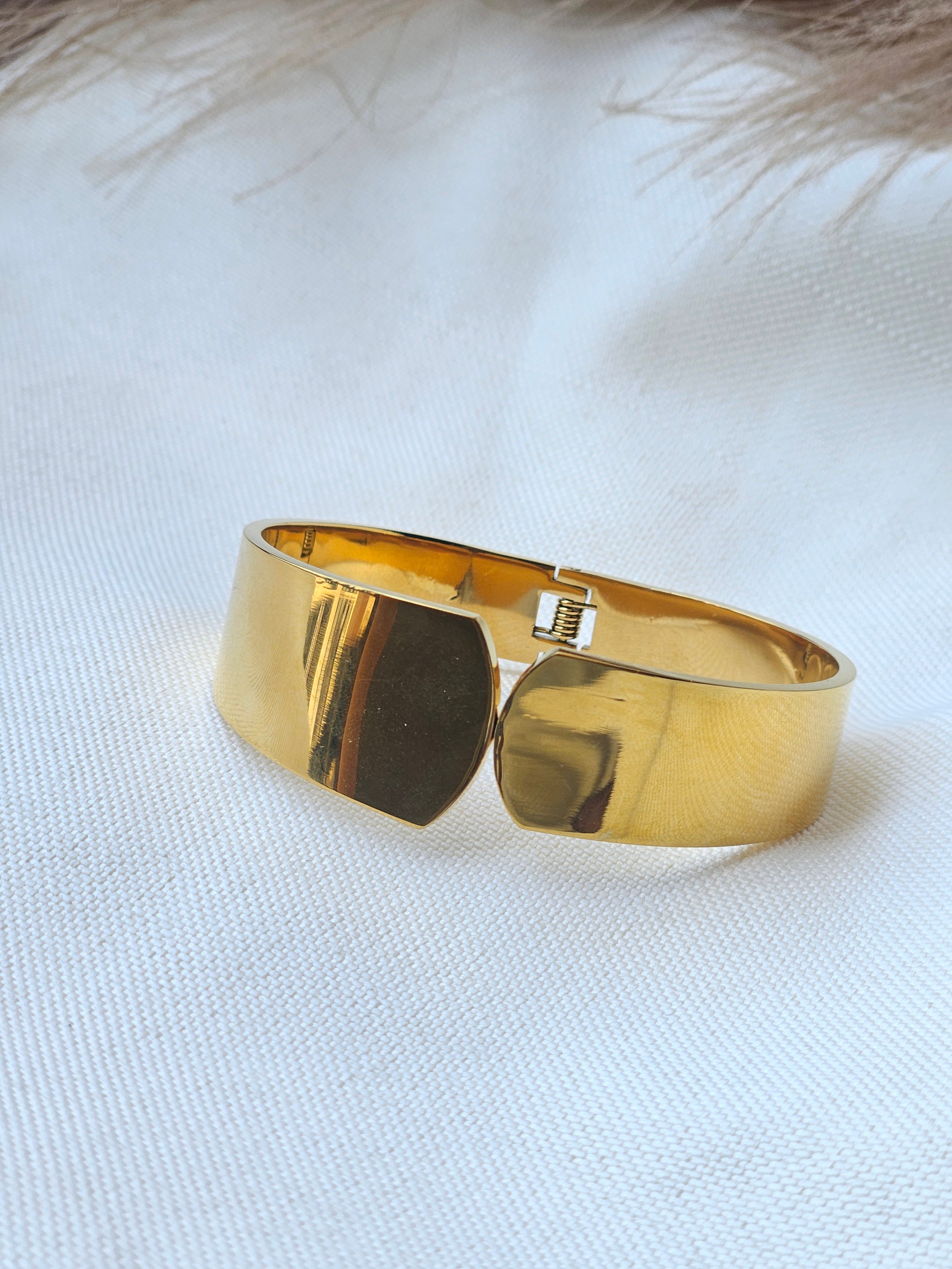 Chunky Asymmetric Flat Band Bracelet