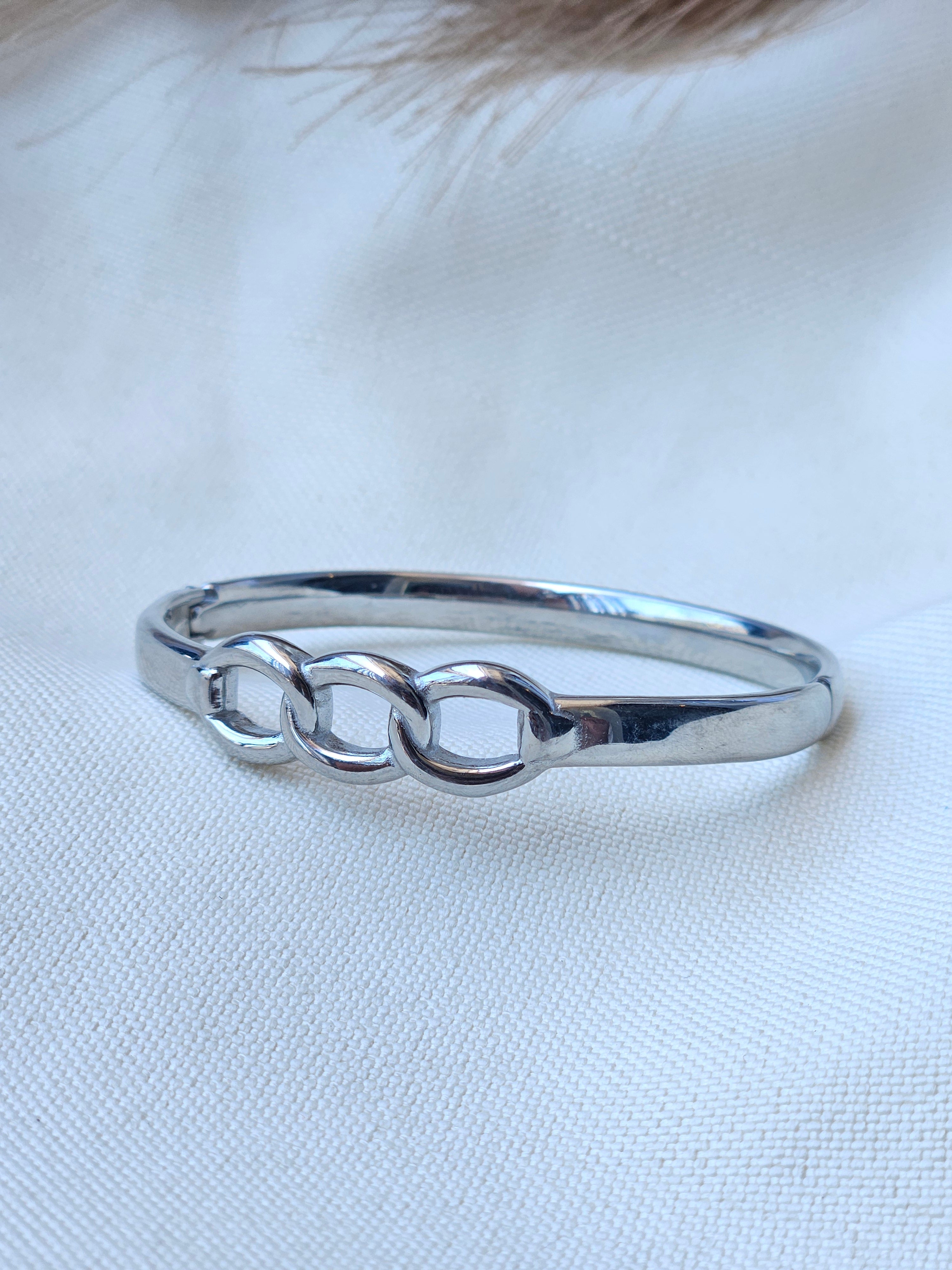 Silver Triple Chain Node Cuff Jewelry