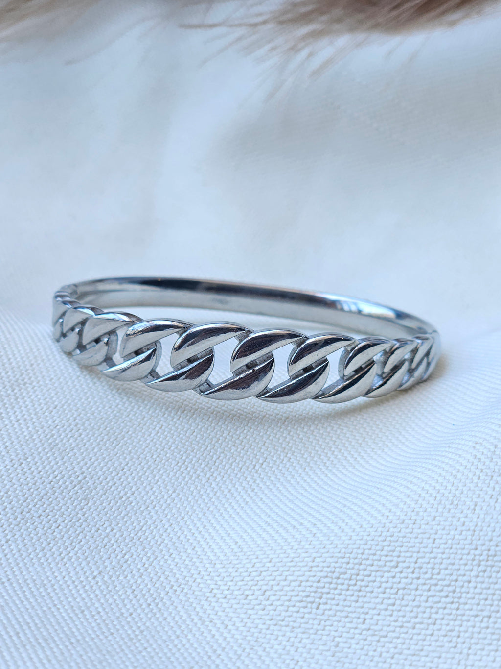 Silver Solid Chain-Link Relief Cuff