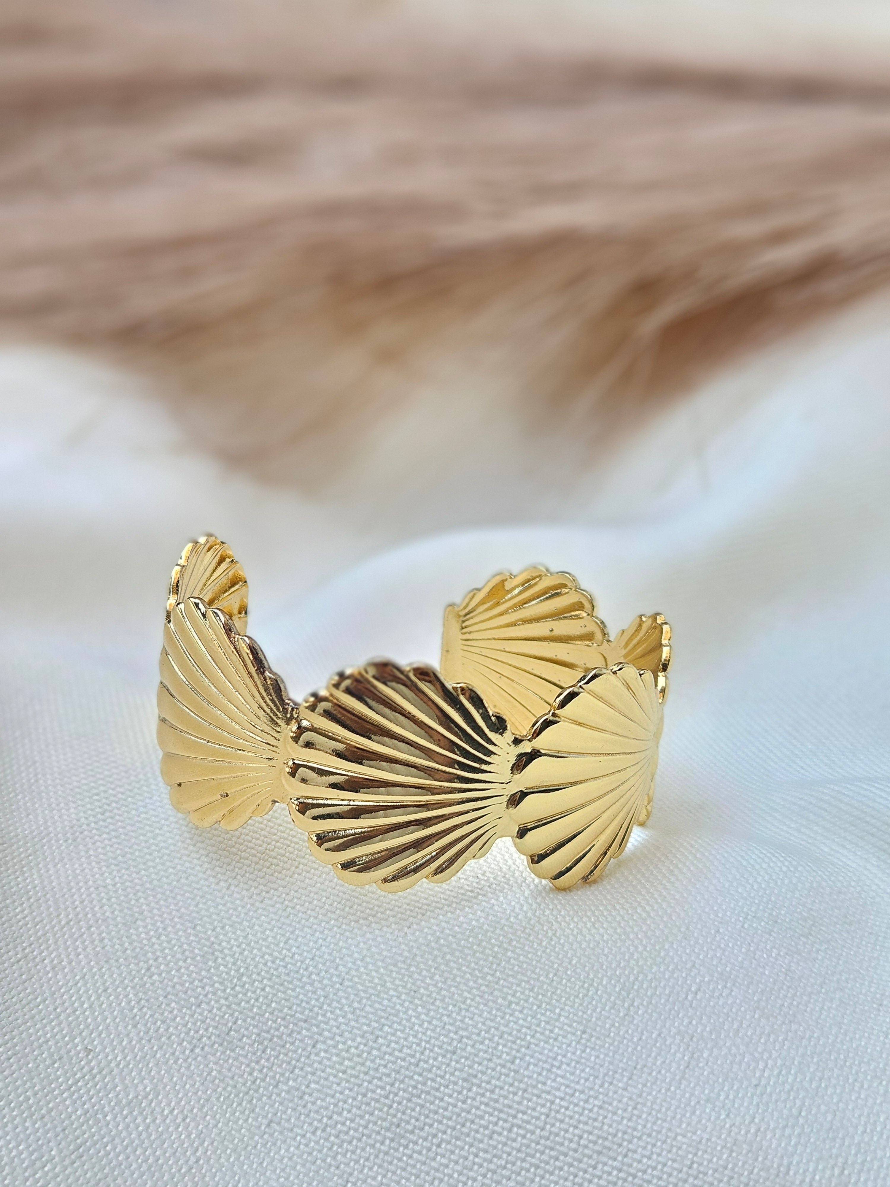 Golden Seashell Cuff