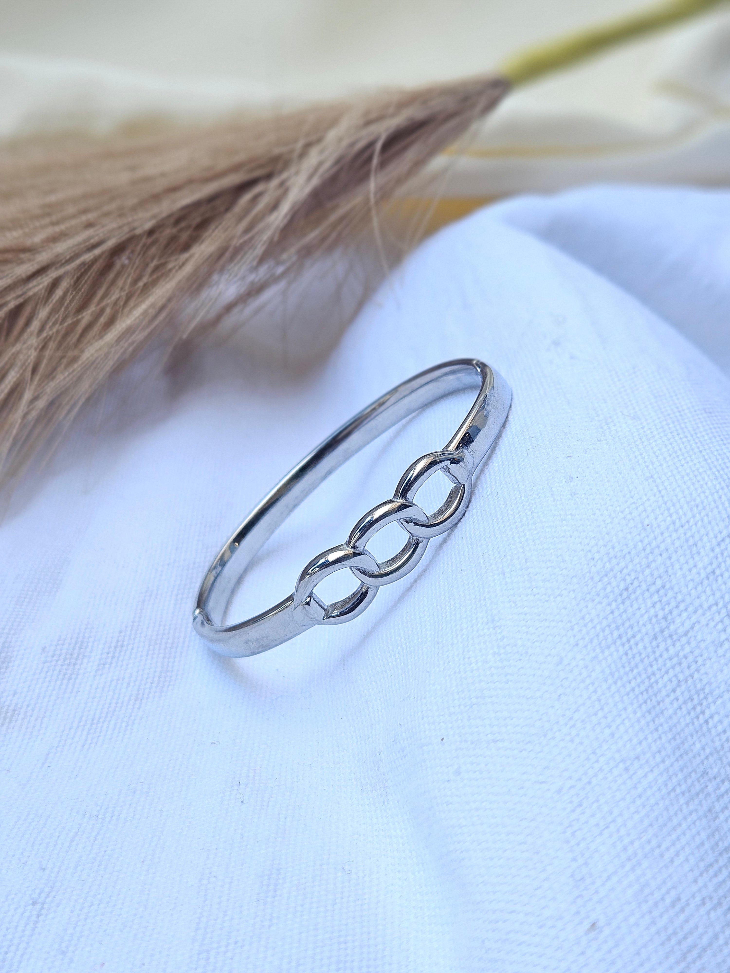 Silver Triple Chain Node Cuff Jewelry
