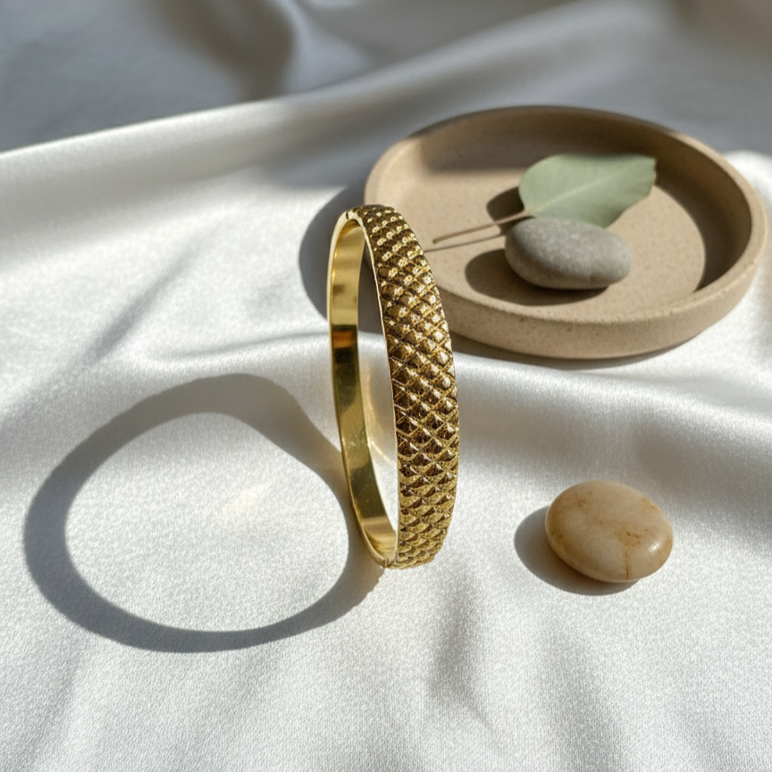 Golden traditional textured Bracelet