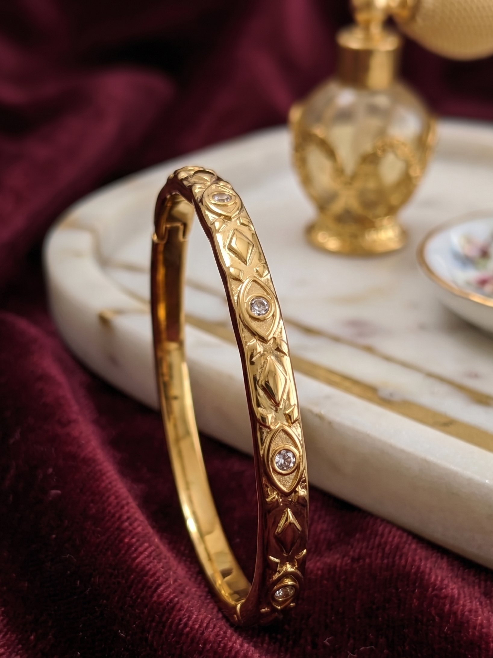 Mystic Evil Eye Textured Gold Bangle
