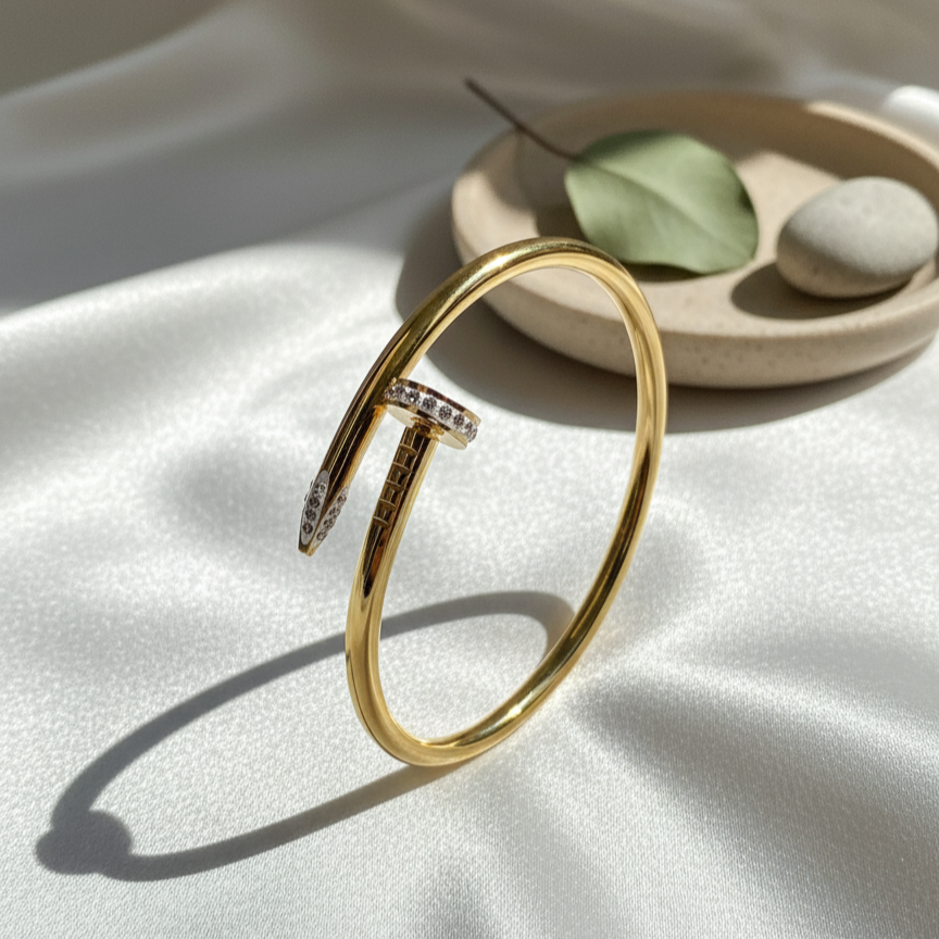 Eterna Nail Bangle