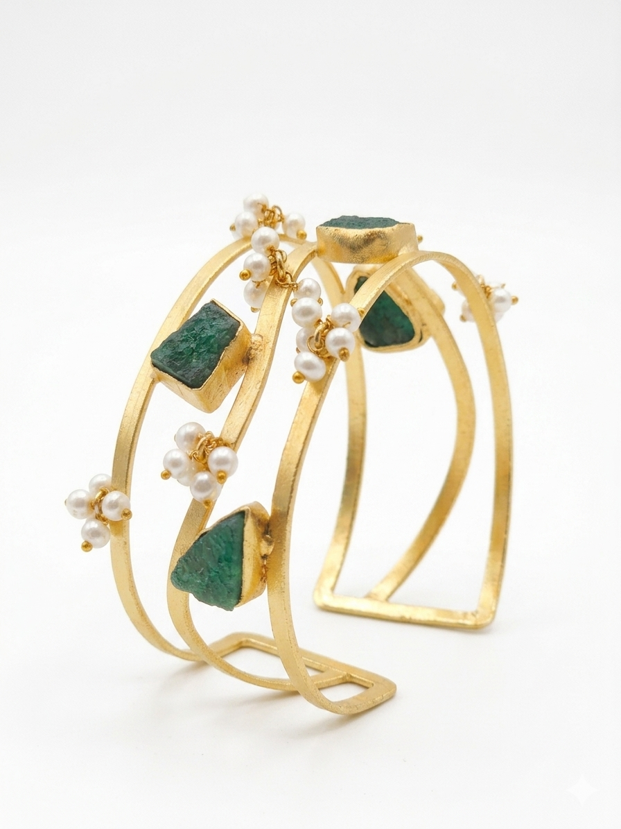 Uncut Green Stone Pearl Cuff